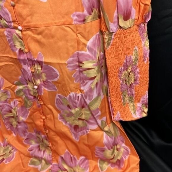 **In The Style** Midi Dress with Button Closure and Smocked Cuffs 14 NWT - Picture 8 of 14